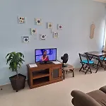 Apartamento Inteiro 1 Dormitorio Com Ar Condicionado No Boqueirao