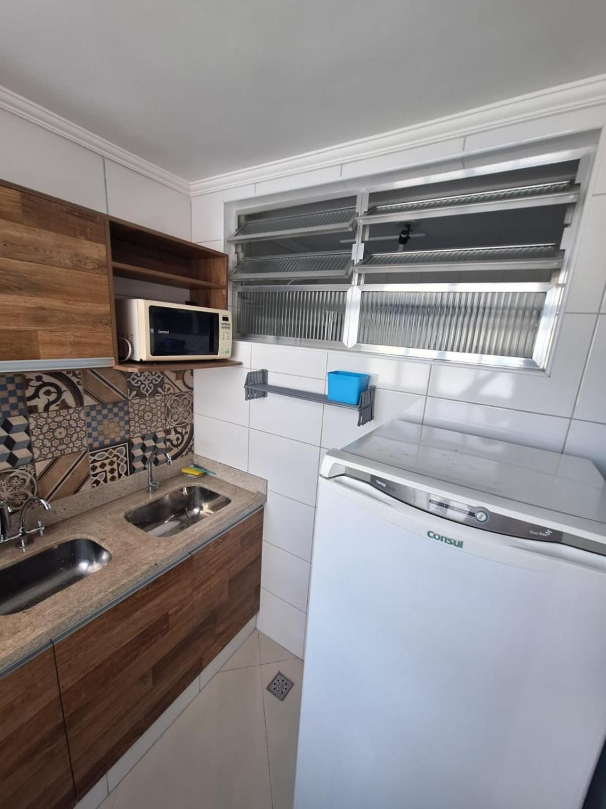 Inteiro 1 Com Ar Condicionado No Boqueirao * Santos (Sao Paulo)